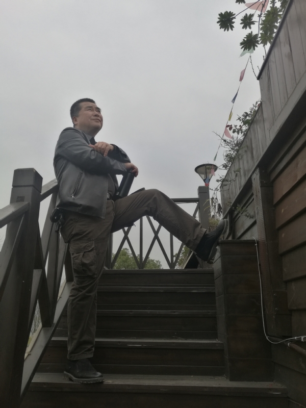 孤单背影的第一张照片--株洲王婆说媒