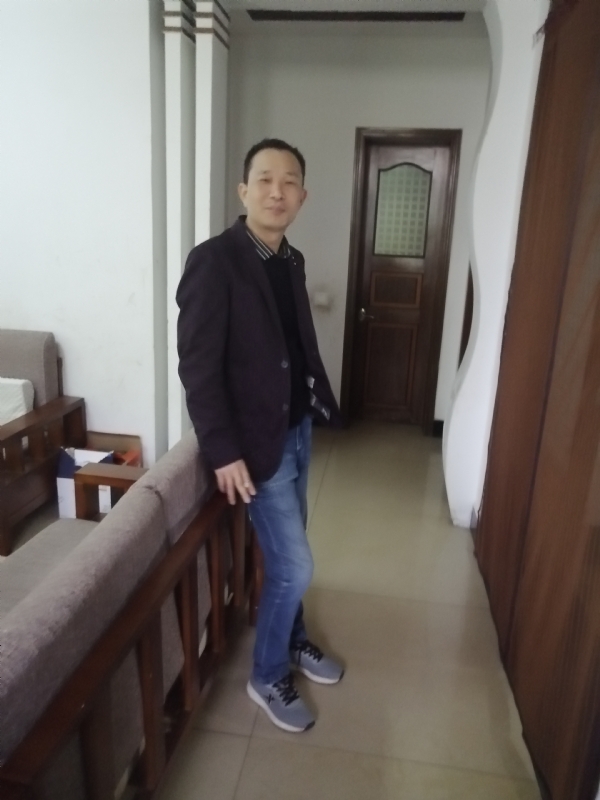相亲相爱的第二张照片--株洲王婆说媒